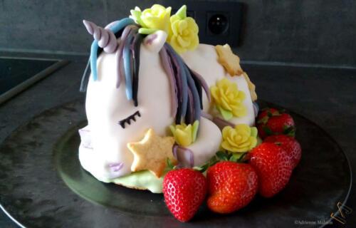cake horse